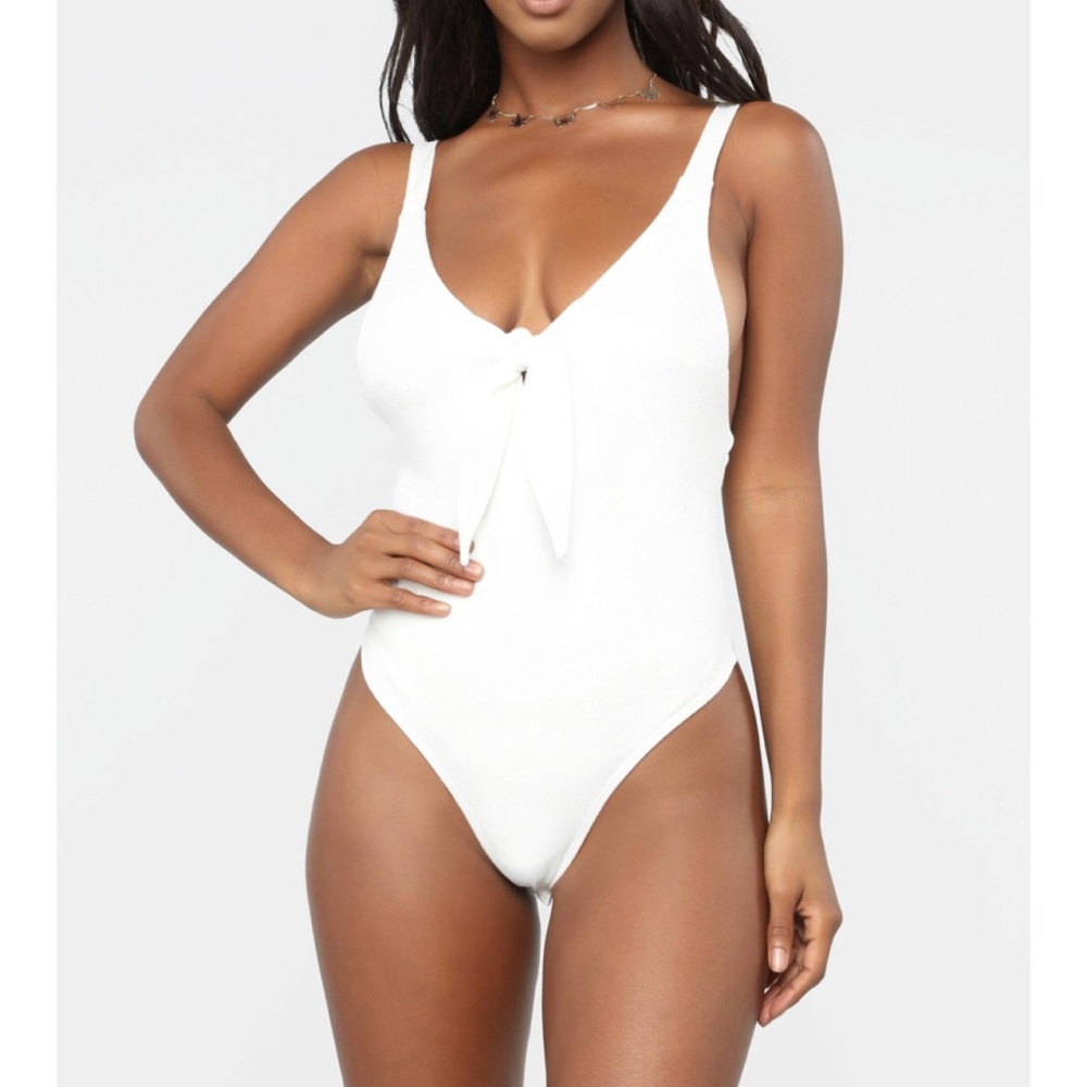 Off white bodysuit